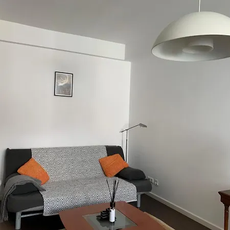 Appartement Charming In Principle Real